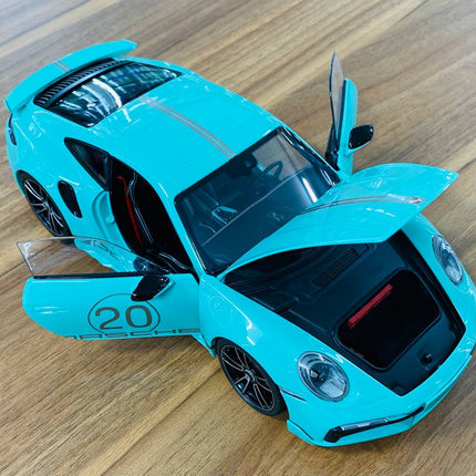 Minichamps Porsche 911 Turbo S Coupe Sport Design 2021 1/18 Diecast Green - collector edition scale model