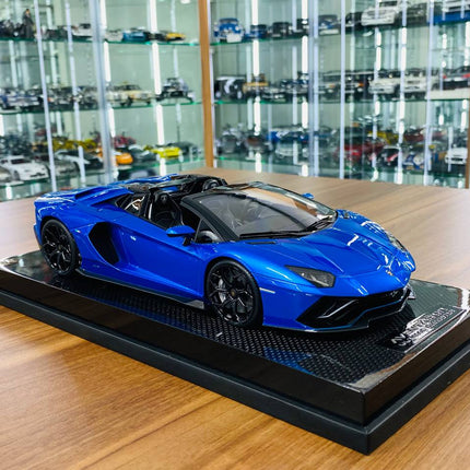 MR Collection Lamborghini Aventador Ultimae Roadster 1/18 Blue Resin Model - detailed collector display model