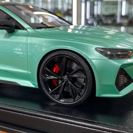 Motorhelix 1:18 Audi RS7 Sportback Metallic Tiffany Resin Model - collector edition scale model