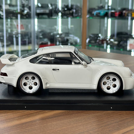 GT Spirit Porsche 911 (992) Strosek Giga 2024 1:18 White Resin Model - collectible scale model car
