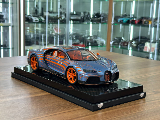 MR Collection Bugatti Chiron Super Sport 1:18 Resin Model Car Zebra Paint - detailed collector display model