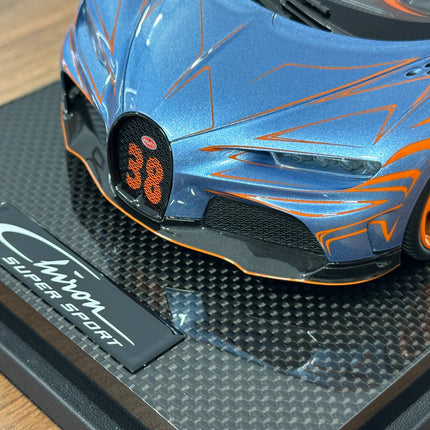 MR Collection Bugatti Chiron Super Sport 1:18 Resin Model Car Zebra Paint - detailed die-cast style model
