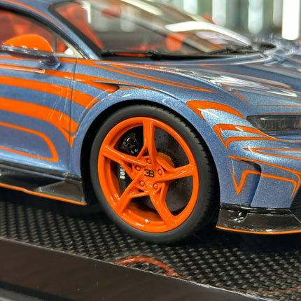 MR Collection Bugatti Chiron Super Sport 1:18 Resin Model Car Zebra Paint - scale model for display