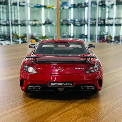 Minichamps Exclusive Mercedes-Benz SLS AMG Black Series 2013 1/18 Diecast Red - premium collector scale model