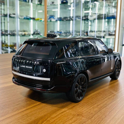 LCD Model Land Rover Range Rover SV 2022 - Full Opening, Black 1:18 Diecast Model Car - fine detailed model replica