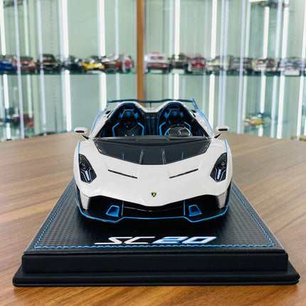 MR Collection Lamborghini SC 20 1/18 Resin Model White - collector edition scale model