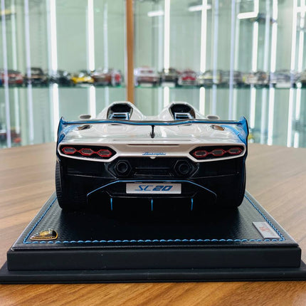 MR Collection Lamborghini SC 20 1/18 Resin Model White - detailed die-cast style model