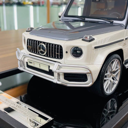 Motor Helix Mercedes Benz G63 AMG UAE Golden Jubilee Edition 1:18 Resin Model Car Silver White - collector edition scale mode