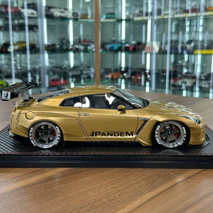 Ignition Model 1:18 Resin Nissan GT-R R35 Pandem Gold - collectible scale model car
