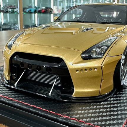 Ignition Model 1:18 Resin Nissan GT-R R35 Pandem Gold - hand-finished display model