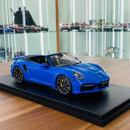 GT Spirit Porsche 911 Turbo S 992 Convertible 2019 1:18 Resin Limited Edition Blue - detailed collector display model
