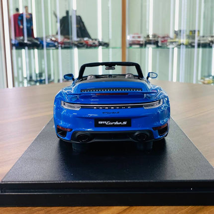 GT Spirit Porsche 911 Turbo S 992 Convertible 2019 1:18 Resin Limited Edition Blue - premium collector scale model