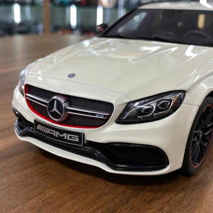 GT Spirit 1:18 Mercedes-Benz AMG C63s S205 T-Modell 2015 White Limited Ed. - showroom-quality model replica