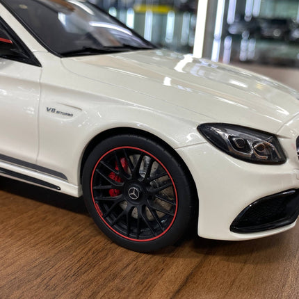 GT Spirit 1:18 Mercedes-Benz AMG C63s S205 T-Modell 2015 White Limited Ed. - collector edition scale model