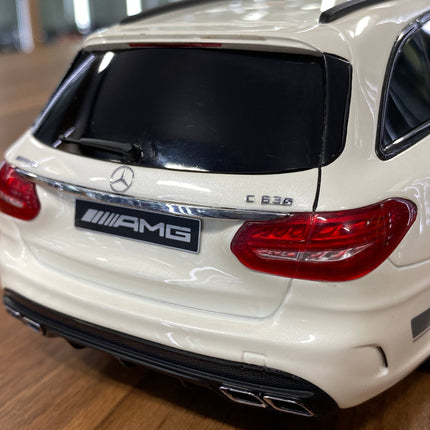 GT Spirit 1:18 Mercedes-Benz AMG C63s S205 T-Modell 2015 White Limited Ed. - scale model for display