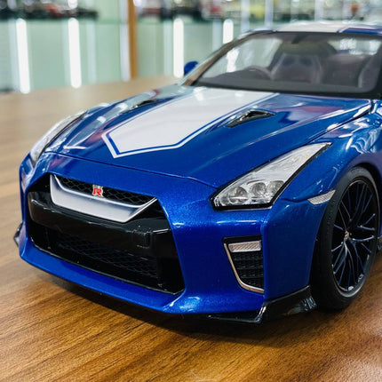 MotorHelix 1/18 Nissan GT-R R35 50th Anniversary Wangan Blue Diecast Model - detailed die-cast style model
