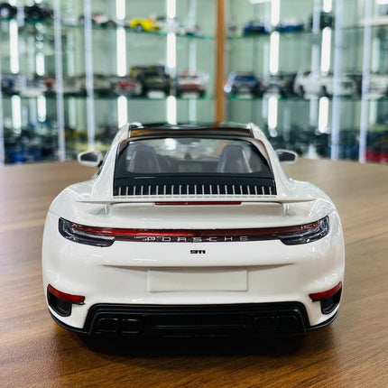 Minichamps Porsche 911 Turbo S 1:18 White Resin Model - premium collector scale model