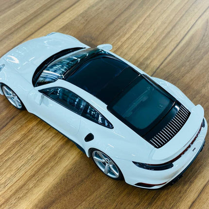 Minichamps Porsche 911 Turbo S 1:18 White Resin Model - scale model for display