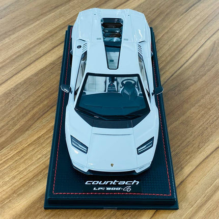 Lamborghini Countach LPi 800-4 1:18 White Resin Model | MR Collection - collector edition scale model