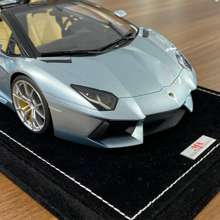 MR Collection 1/18 Lamborghini Aventador Roadster Ice Blue Resin Model Limited 249 - detailed die-cast style model