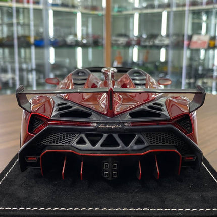 MR Collection 1/18 Lamborghini Veneno Rosso Veneno Resin Model Car - premium collector scale model