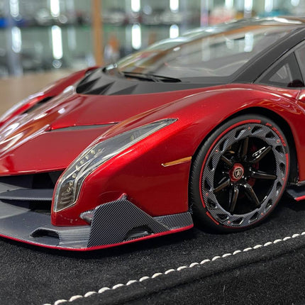 MR Collection 1/18 Lamborghini Veneno Rosso Veneno Resin Model Car - scale model for display
