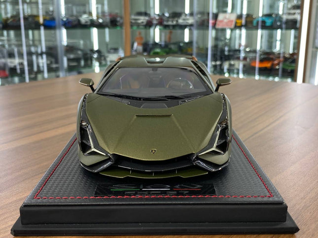 1/18 Resin Lamborghini Sián FKP 37 Verde Gea – MR Collection Limited 399 pcs - studio product photo of the scale model