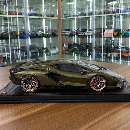 1/18 Resin Lamborghini Sián FKP 37 Verde Gea – MR Collection Limited 399 pcs - collectible scale model car