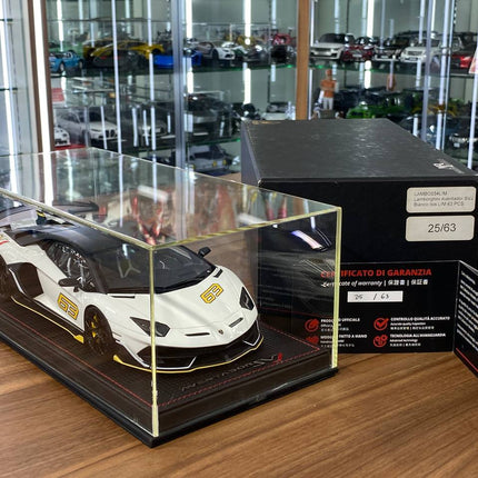 MR Collection 1/18 Resin Lamborghini Aventador Roadster SVJ #63 Bianco Isis - collector edition scale model