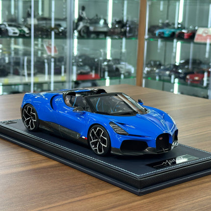 MR Collection 1:18 Bugatti W16 Mistral Blue Resin Limited 249 Pcs - detailed collector display model