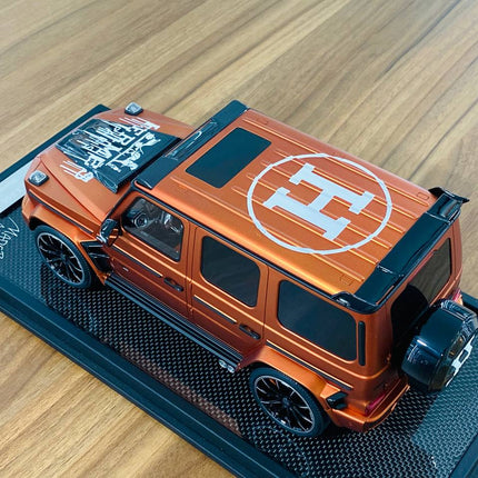 MotorHelix 1/18 Mercedes Benz BRABUS 800 HERMES Resin Model Bronze - scale model for display