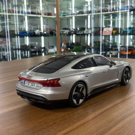 Bburago 1/18 Diecast Audi RS E-tron GT Silver Model Car - fine detailed model replica