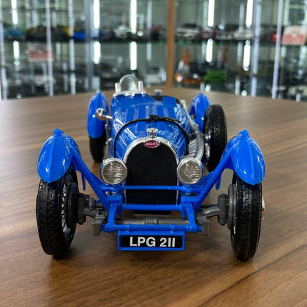 1/18 Diecast Car 1934 Bugatti Type 59 Blue Bburago Scale Model Car - collectible scale model car