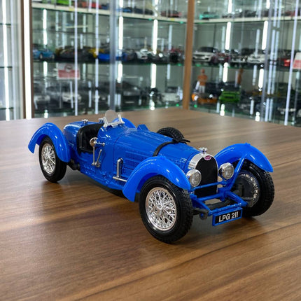 1/18 Diecast Car 1934 Bugatti Type 59 Blue Bburago Scale Model Car - detailed collector display model