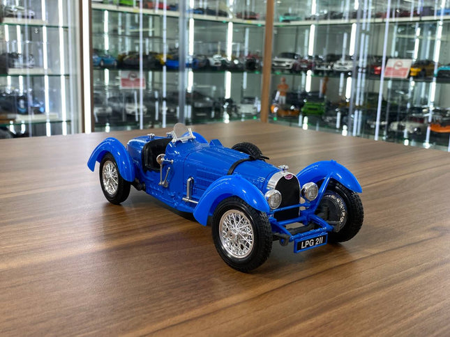 1/18 Diecast Car 1934 Bugatti Type 59 Blue Bburago Scale Model Car - detailed collector display model