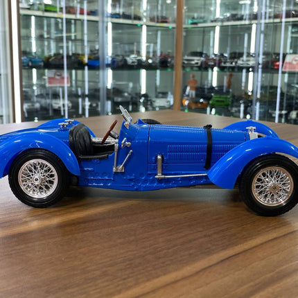 1/18 Diecast Car 1934 Bugatti Type 59 Blue Bburago Scale Model Car - fine detailed model replica