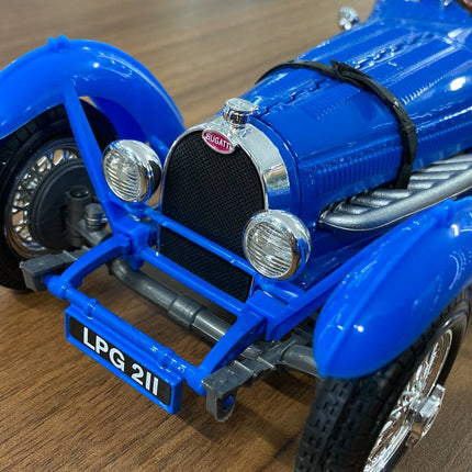 1/18 Diecast Car 1934 Bugatti Type 59 Blue Bburago Scale Model Car - detailed die-cast style model