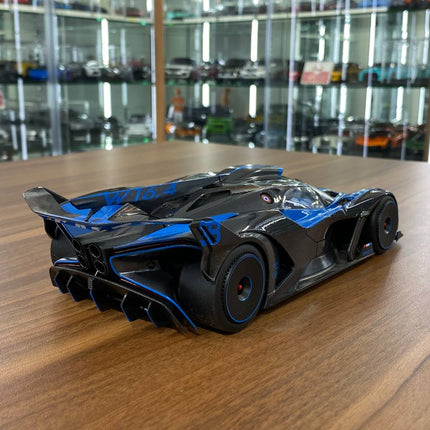 Bburago 1/18 Bugatti Bolide Blue Diecast Model Car - fine detailed model replica