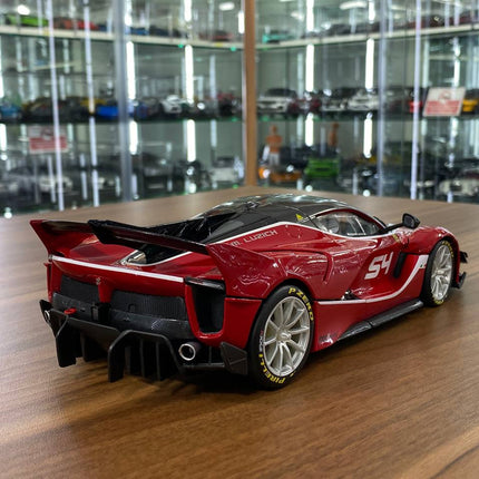 Bburago Signature Series 1:18 Ferrari FXX K EVO #54 Red White Stripe Diecast Model Car - fine detailed model replica