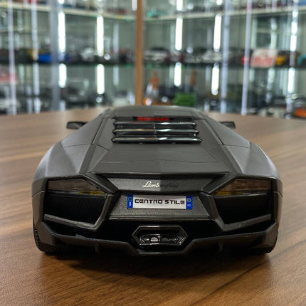 Bburago 1:18 Lamborghini Aventador LP 700-4 Diecast Model Car Matt Grey - premium collector scale model