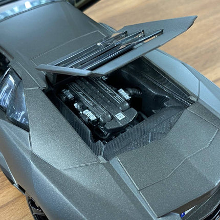 Bburago 1:18 Lamborghini Aventador LP 700-4 Diecast Model Car Matt Grey - scale model for display