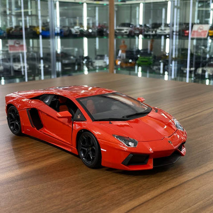 1/18 Bburago Lamborghini Aventador LP 700-4 Diecast Model Matt Orange - detailed collector display model
