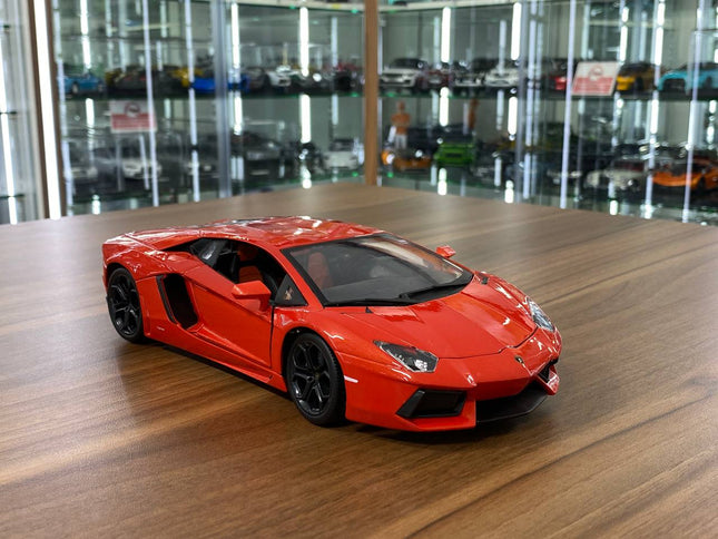 1/18 Bburago Lamborghini Aventador LP 700-4 Diecast Model Matt Orange - detailed collector display model