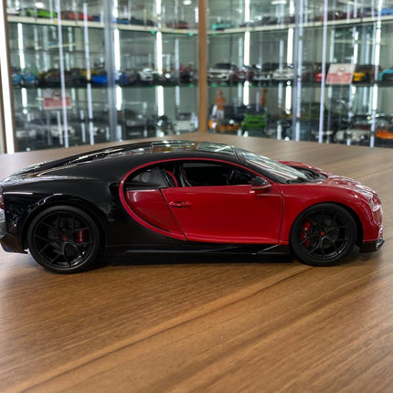 Bburago 1/18 Bugatti Chiron Sport "16" Red and Black Diecast Model Car - collectible scale model car