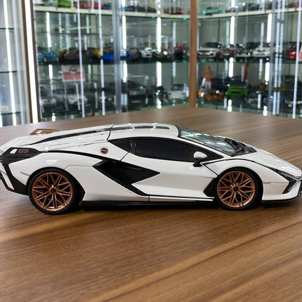 Bburago Lamborghini Sian FKP 37 #63 1:18 White Diecast Model Car - collectible scale model car