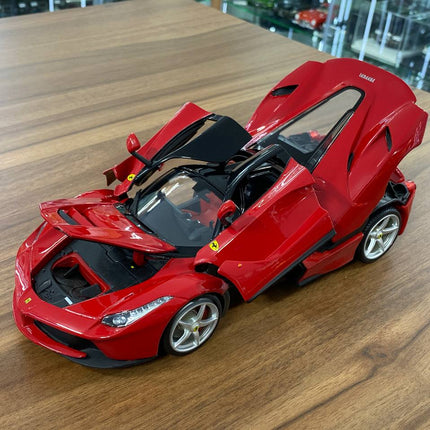 Ferrari LaFerrari 1:18 Red with Black Top Diecast Model Car | Bburago - detailed die-cast style model