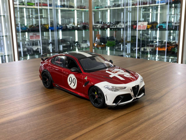 Bburago Alfa Romeo Giulia GTAm #99 1:18 Diecast Model Car Dark Red - detailed collector display model