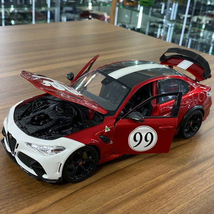 Bburago Alfa Romeo Giulia GTAm #99 1:18 Diecast Model Car Dark Red - detailed die-cast style model