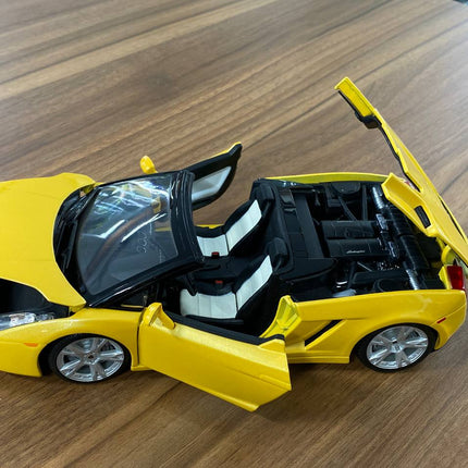 1/18 Diecast Lamborghini Gallardo Spyder Yellow Bburago Scale Model Car - detailed die-cast style model