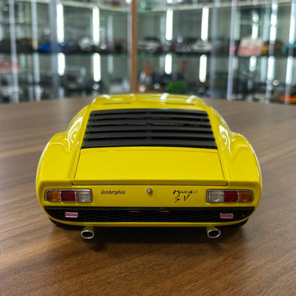 AutoArt Lamborghini Miura SV Yellow 1:18 Diecast Model Car - premium collector scale model